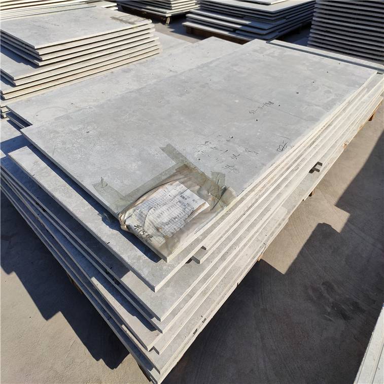 大量免支隔墙供应，100平建筑用免拆模板价格解析